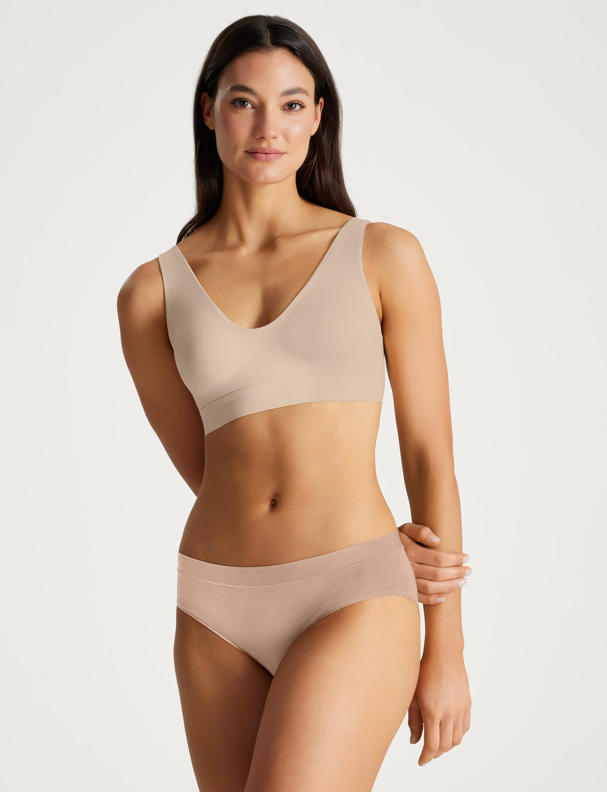 Second Skin Pullover V-Neck Bra